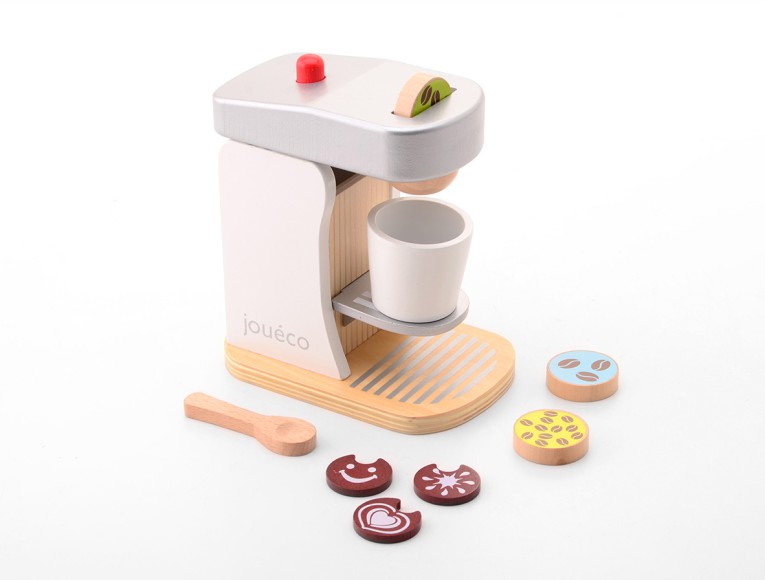 Wooden coffeemachine with accessories